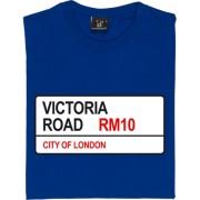 Dagenham and Redbridge: Victoria Road RM10 Road Sign T-Shirt